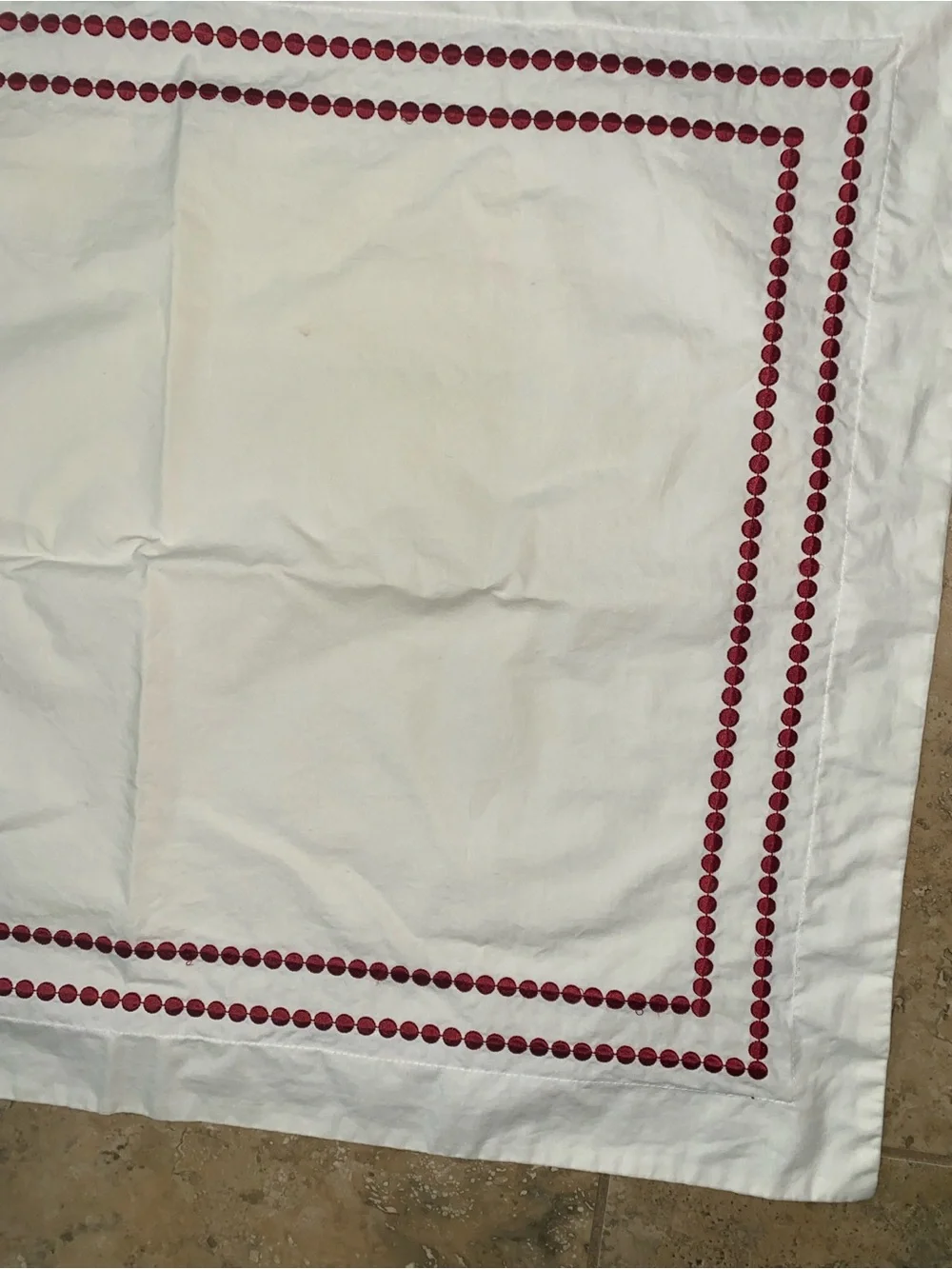 2 Pottery Barn Ruby Embroidered Dotted Border Off White Standard Shams